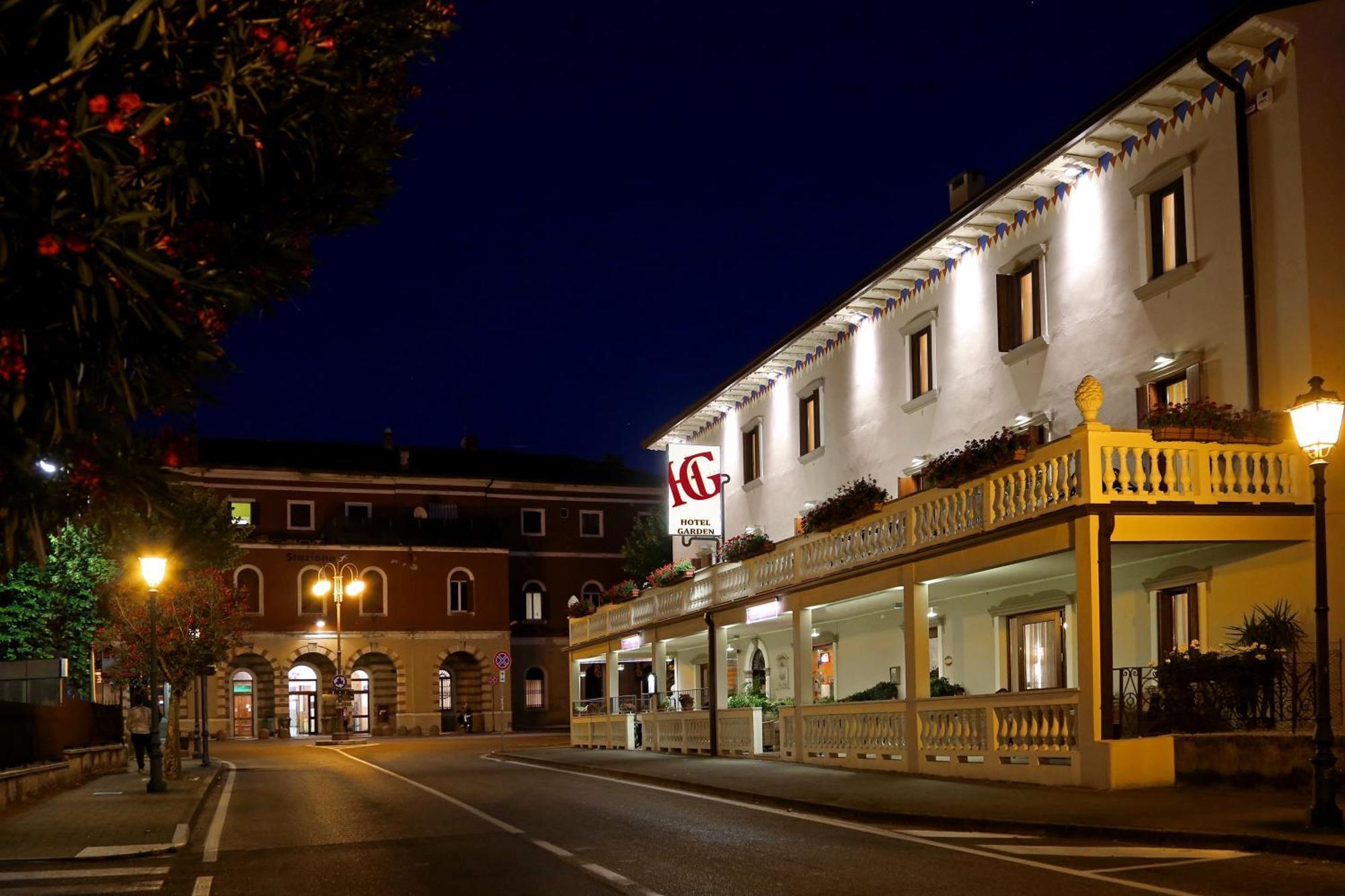 Hotel Garden Peschiera del Garda Exterior foto